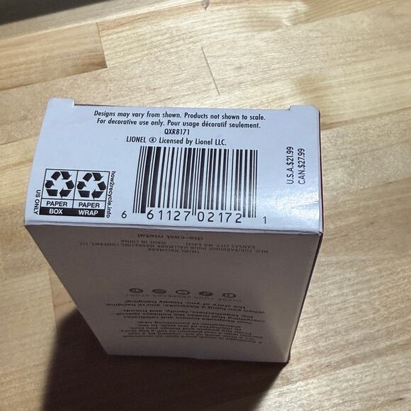 NEW 2024 Hallmark Ornament UNION PACIFIC LEGACY SD70ACE LIONEL TRAINS - Metal - Picture 2 of 4